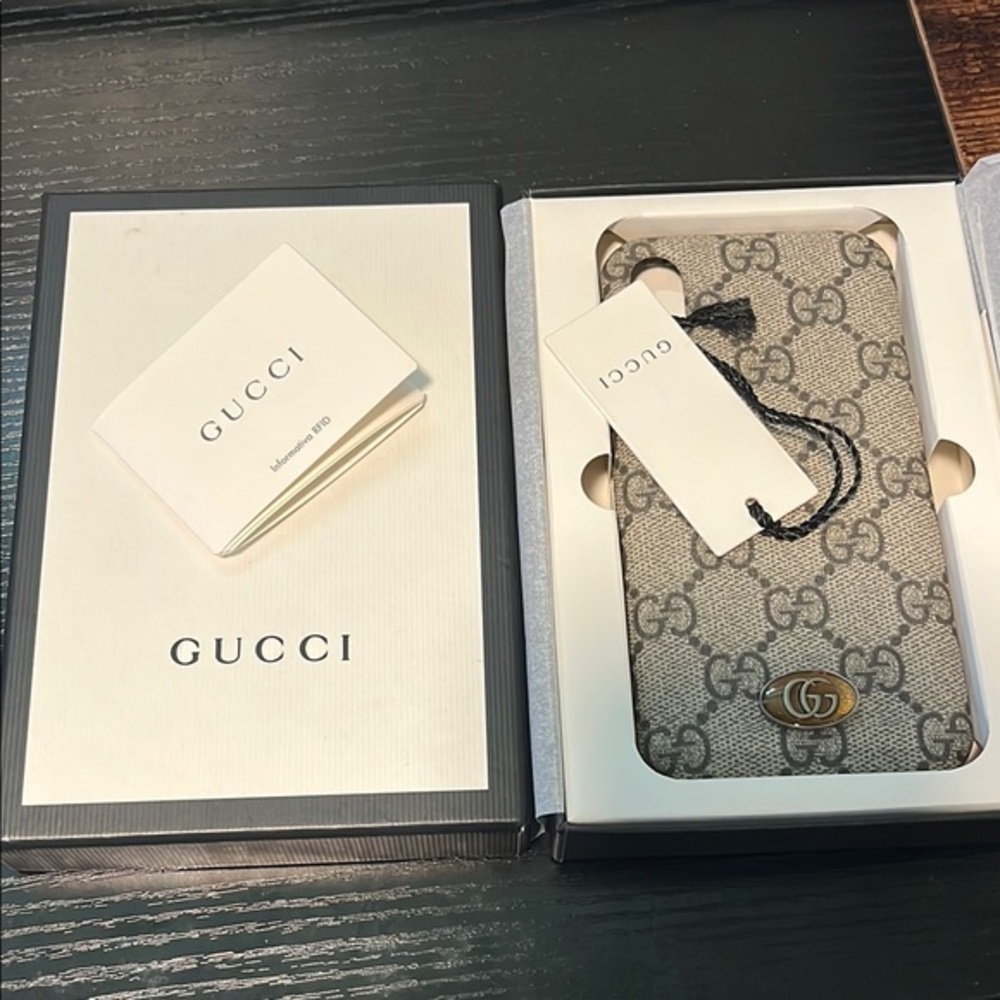 GUCCI Authentic ¡PHONE X or XS Smart Phone Case NEW Original Box Beige Monogram